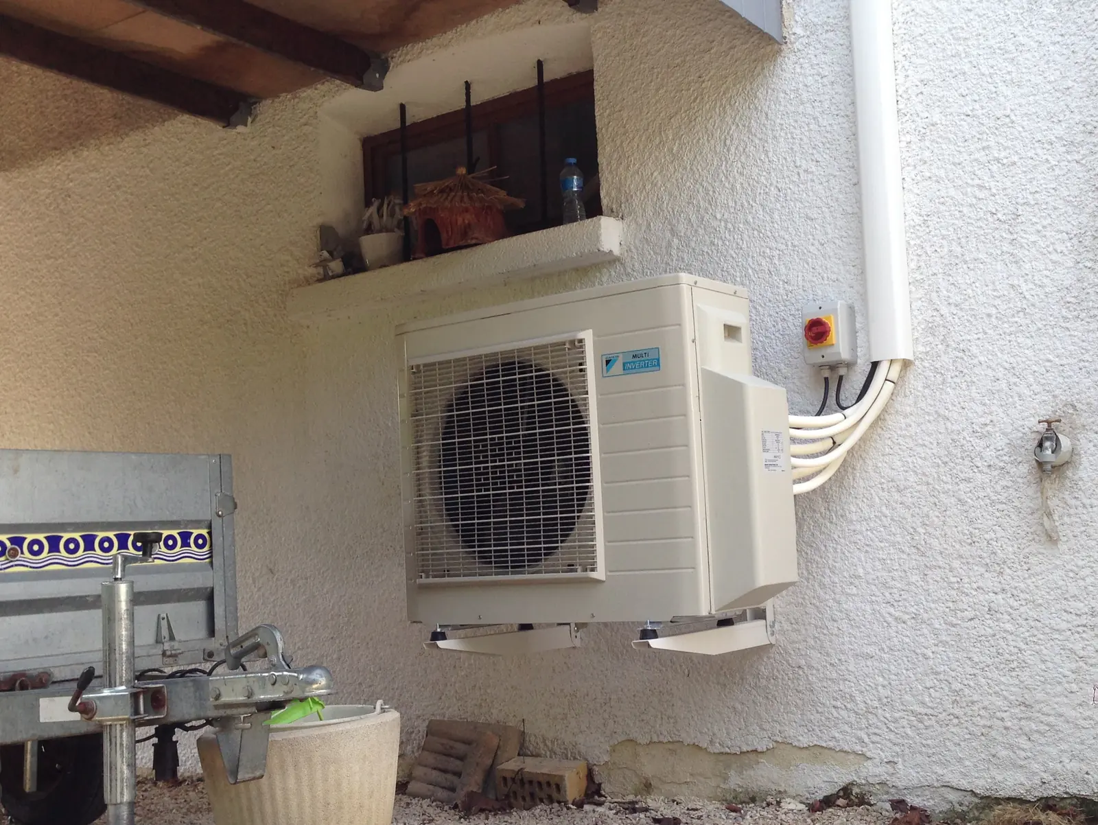 Installation d'une climatisation multisplit Daikin sur une maison girondine